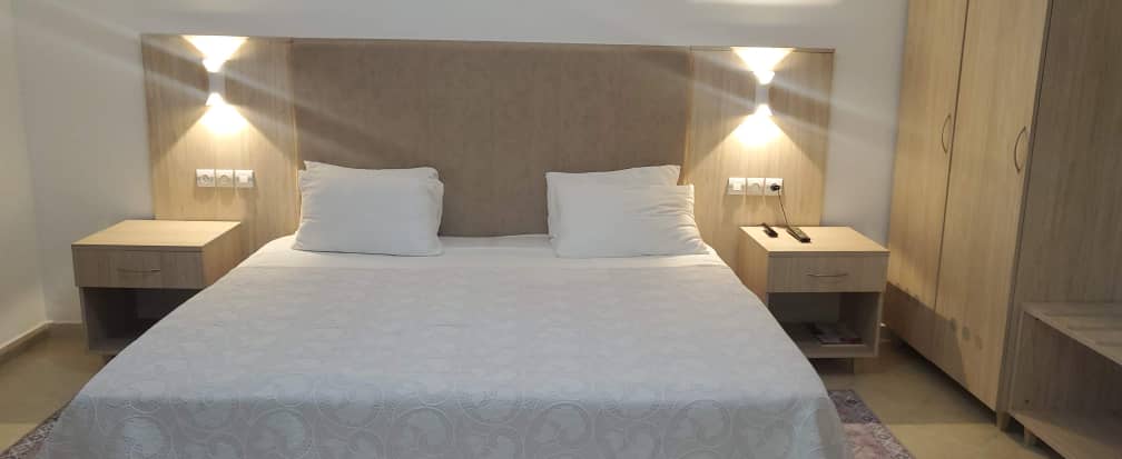thumbnail mini suite